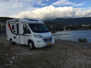 Op vakantie in een luxe camper