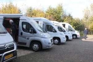 Uitstalling Campers Buitenterrein