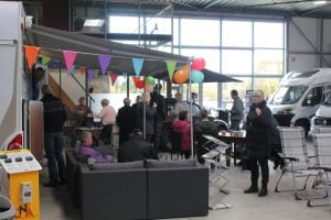 Showroom Wolvega Feest