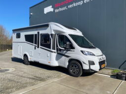 B52 -  Sunlight T67 Adventure automaat